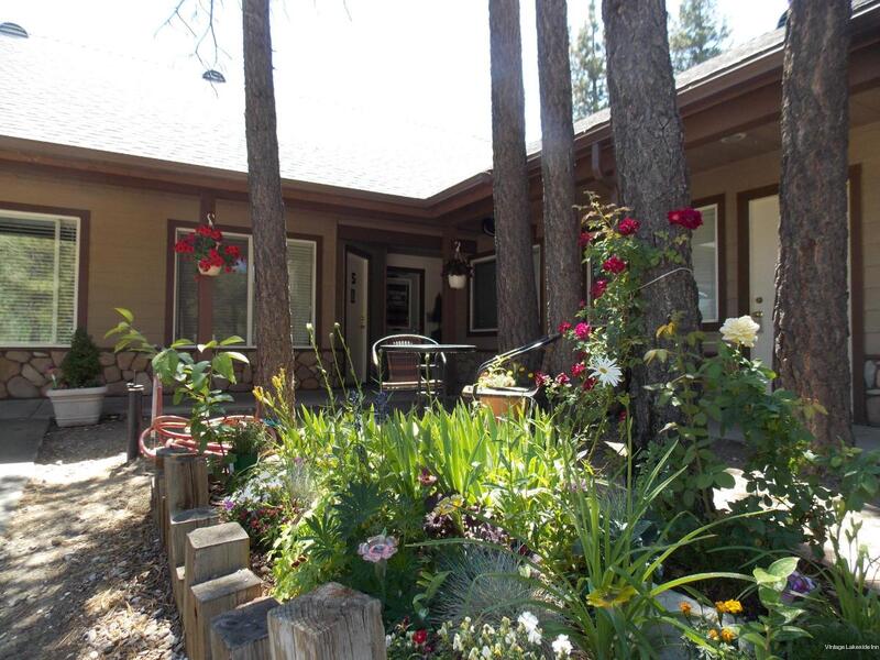 Фото Vintage Lakeside Inn