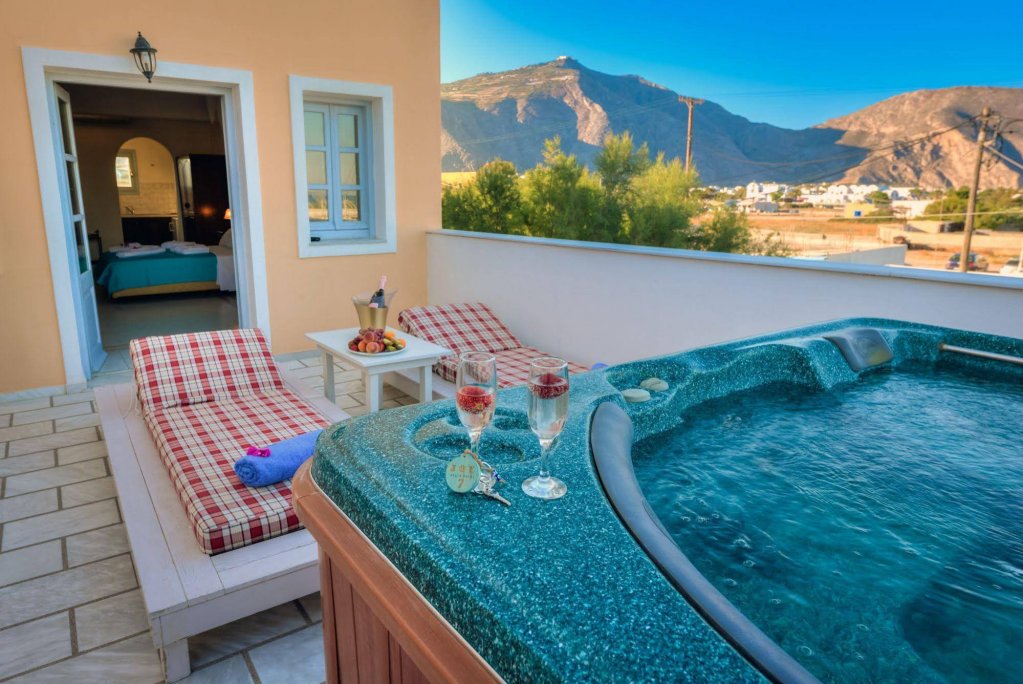 Фото Joy Beach Hotel