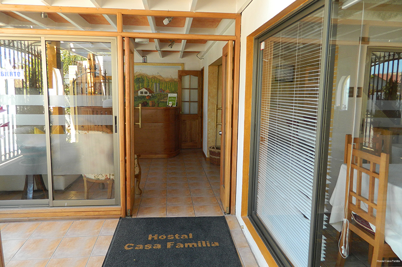 Фото Hostal Casa Familia