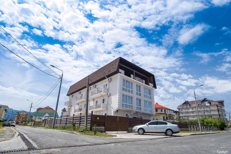 Фото отеля 1