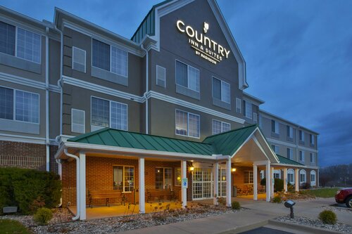 Гостиница Country Inn & Suites by Radisson, Big Rapids, Mi