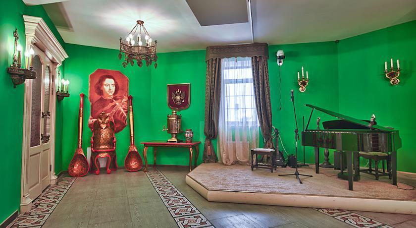 Фото Петровский дворик