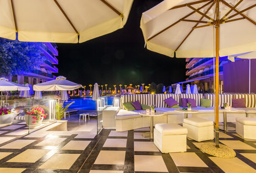 Гостиница Зорница Сендс в Елените