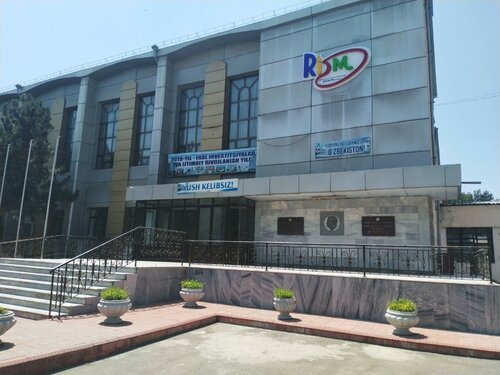 Bir kishi boshqa erkak bilan jinsiy aloqada bolgan ayolni qolga oldi.