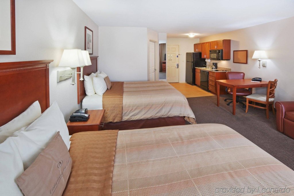 Фото Candlewood Suites Dallas Plano East Richardson, an Ihg Hotel