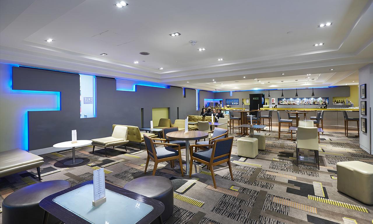 Фото Hilton London Kensington