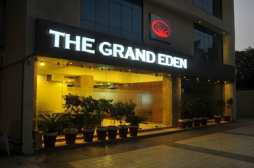 Гостиница Hotel Eden в Ахмадабаде