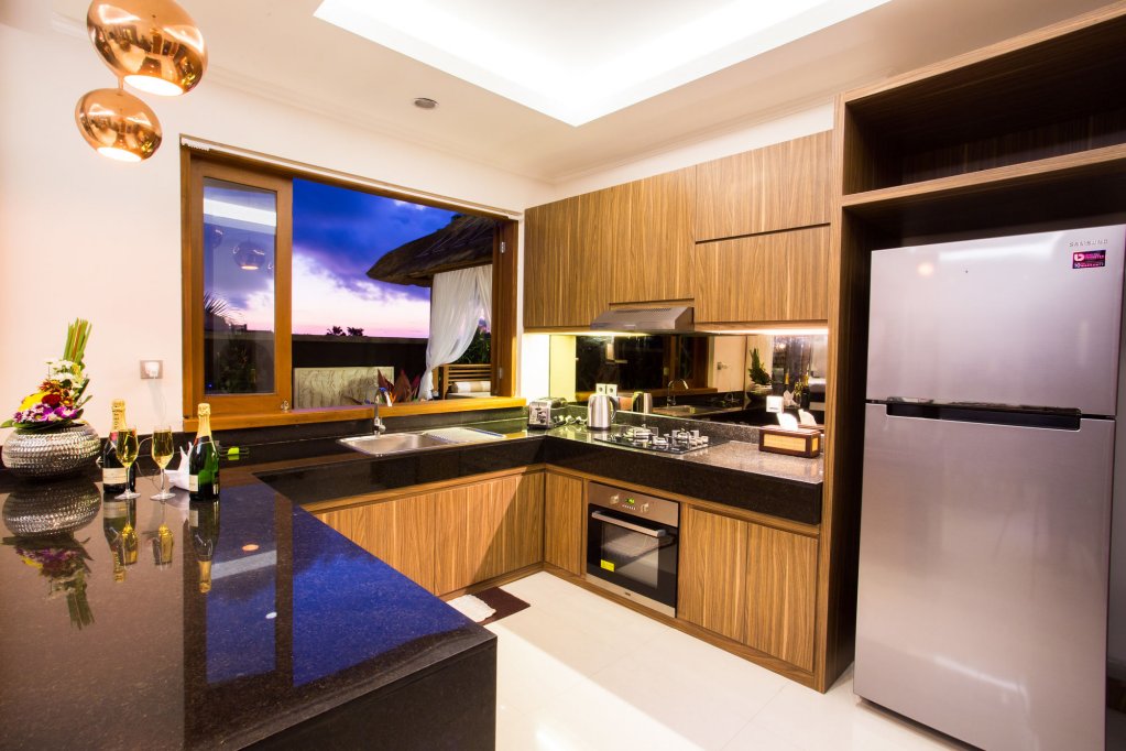 Фото Brisamar Suite Hotel