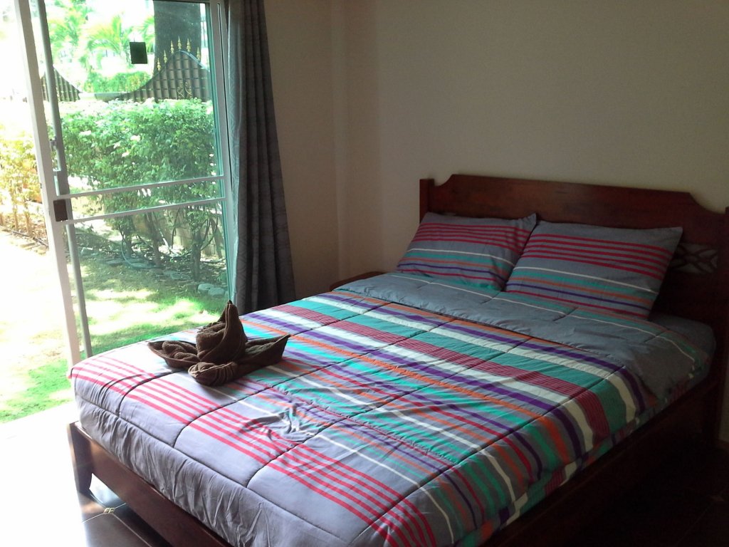 Фото Madee Villa - Pattaya Holiday House Walking Street