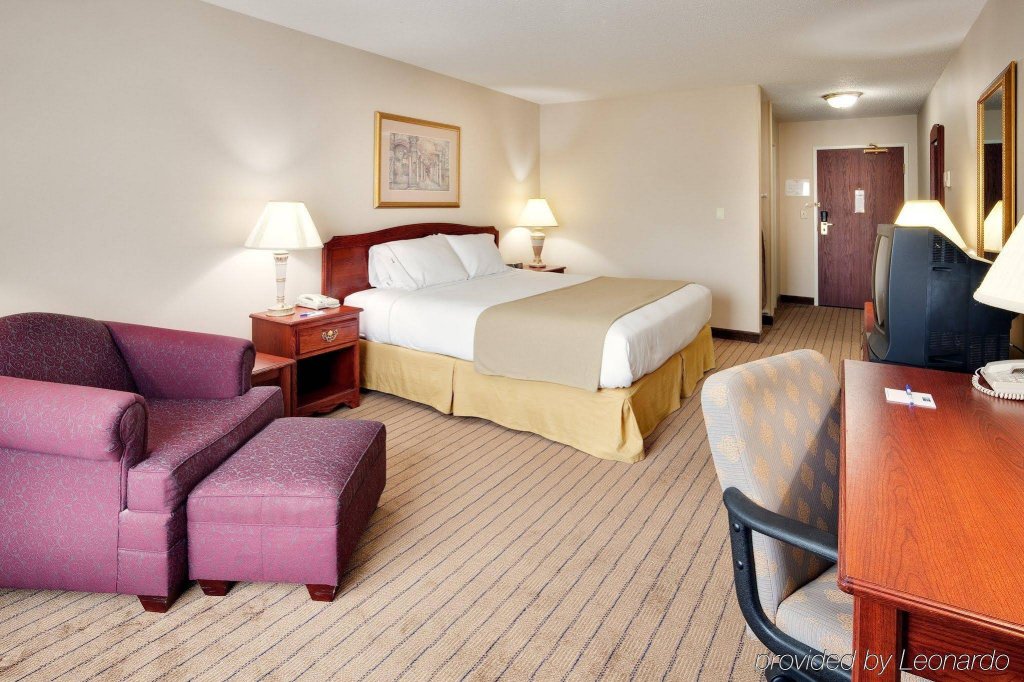 Фото Holiday Inn Express Rochester Ne- Irondequoit, an Ihg Hotel