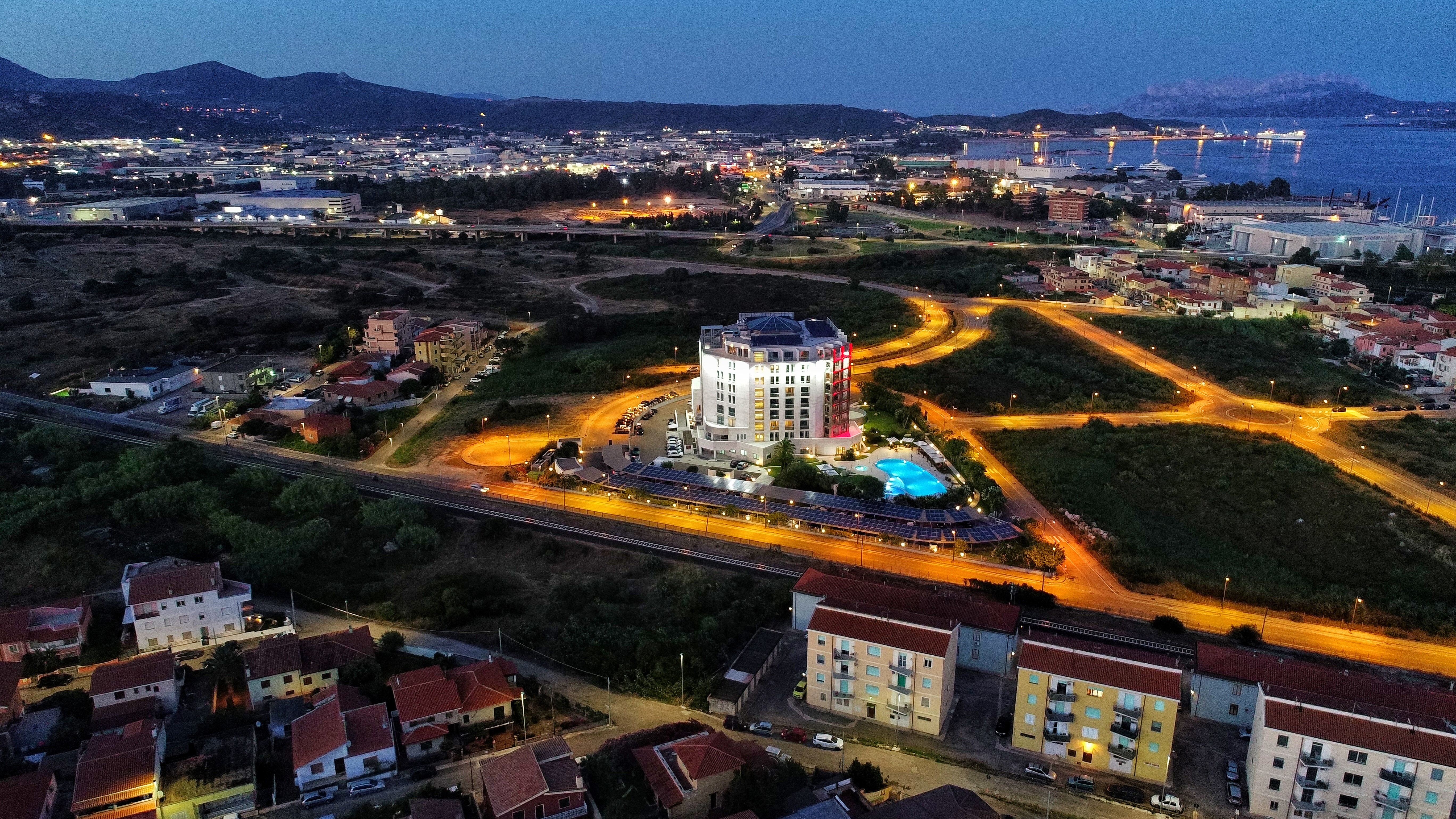 Фото DoubleTree by Hilton Hotel Olbia - Sardinia