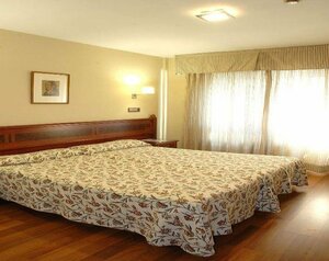 Гостиница Reyes Catolicos