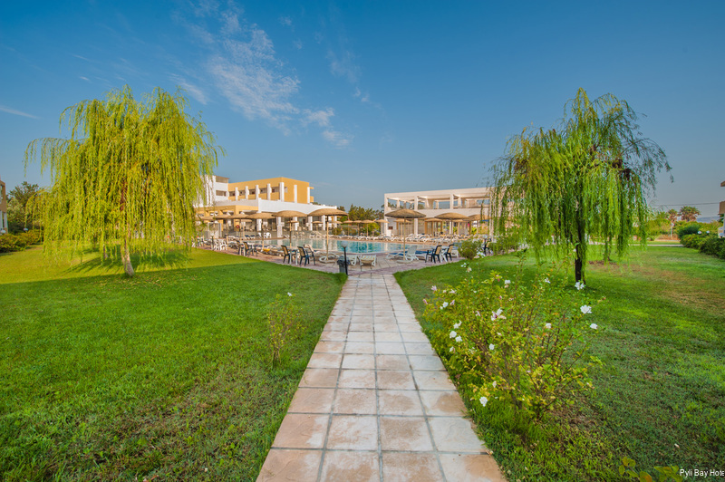 Фото отеля 2