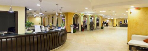 Внешний вид отеля Bv Airone Resort в Корильяно-Россано, фото 4