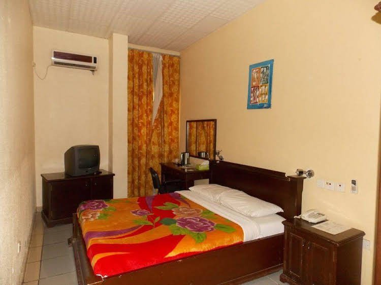 Фото Treasures Suites & Conferences