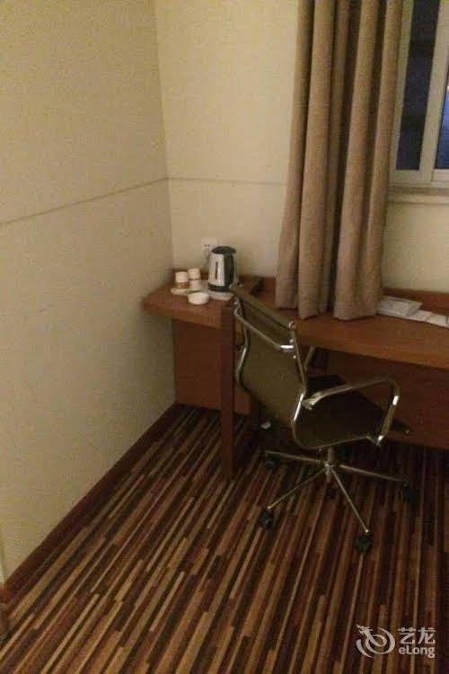 Фото Jinjiang Inn Select Chengdu Shuangliu International Airport