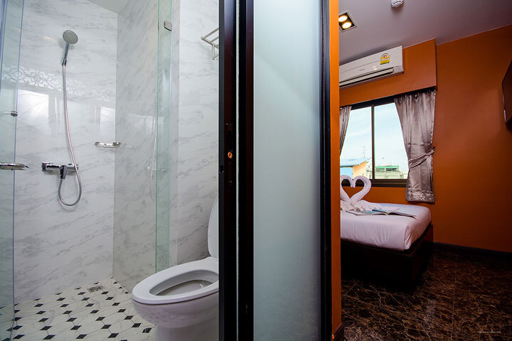 Фото Khaosan Palace Hotel