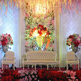 Фото Gumaya Tower Hotel Semarang