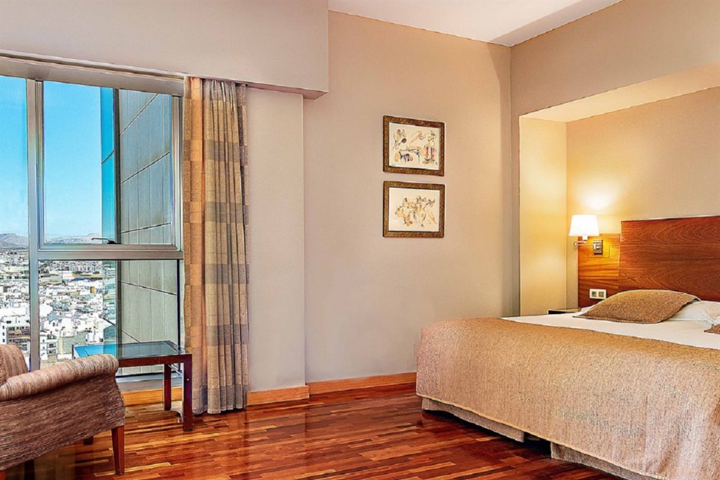 Фото Arrecife Gran Hotel & SPA