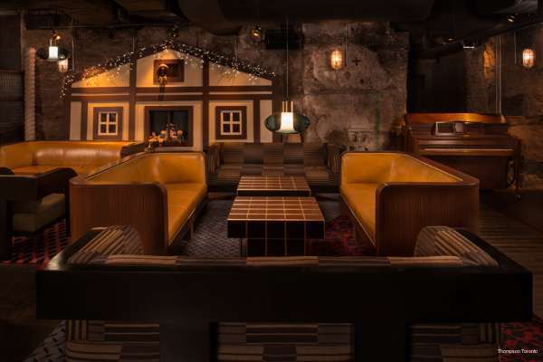 Фото 1 Hotel Toronto