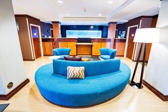 Фото Fairfield Inn by Marriott Medford Long Island