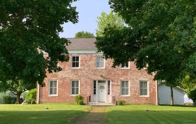 Фото Blessings on State Bed & Breakfast