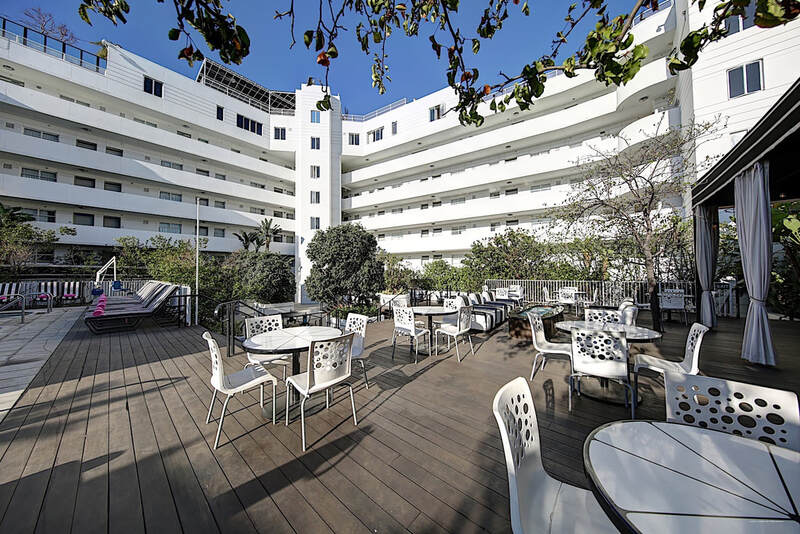 Фото Hotel Shangri La Santa Monica