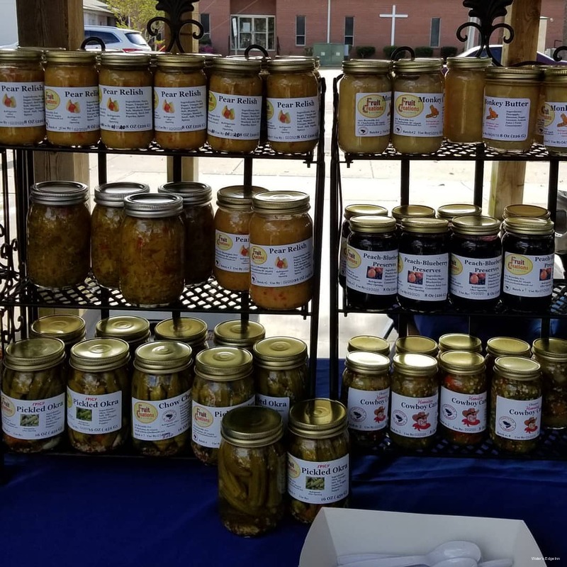 Фото Water's Edge Inn - Adults Only