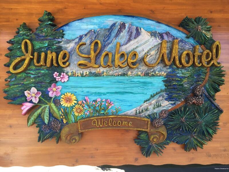 Фото Historic Streetcar Inn