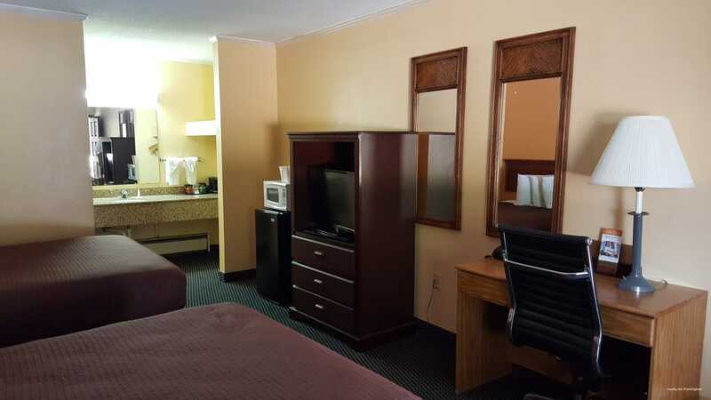 Фото Loyalty Inn Rockingham