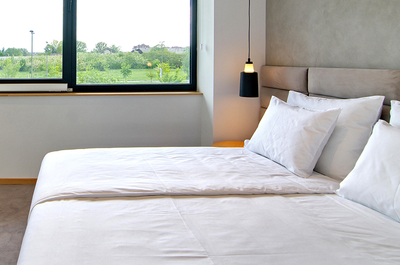 Фото Korpa Deli Rooms