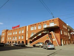 Гостиница Кадгарон