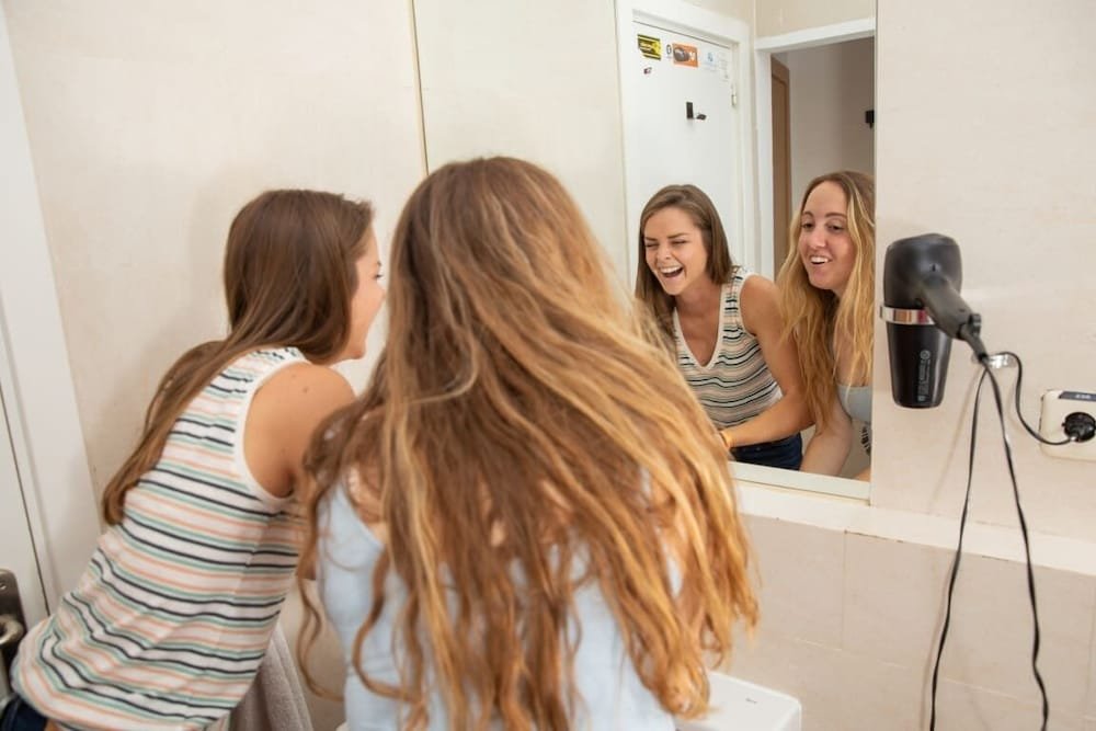 Фото Onefam Sungate Hostel Madrid