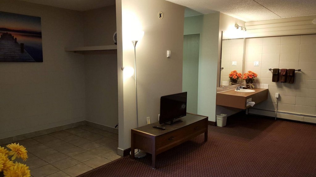 Фото Westport Inn