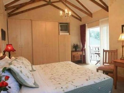 Hotel Acorn Guest House, George, photo