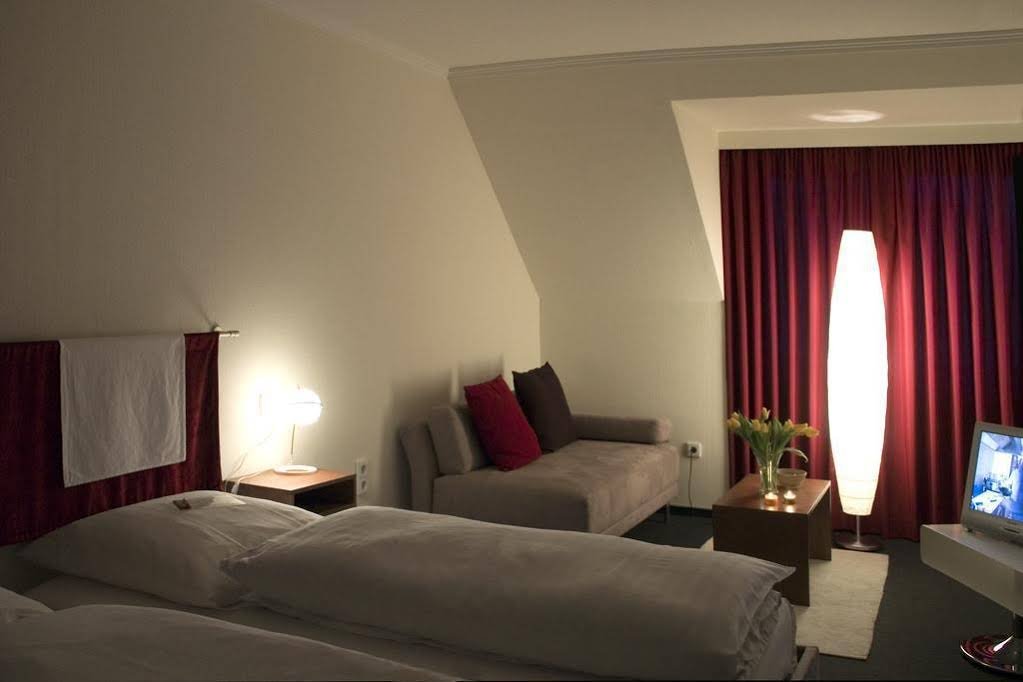 Фото Kino - Hotel Meyer