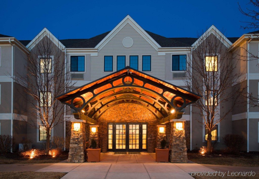 Фото Staybridge Suites Lincoln I-80