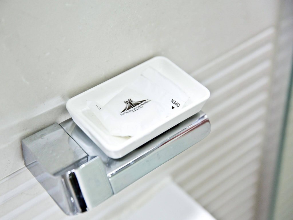 Фото Inn The City Business Hotel