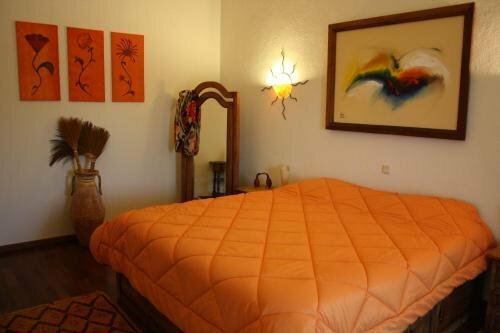 Гостиница Monte Macário Alojamento Local в Округе Сантарен