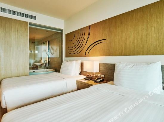 Фото Movenpick Siam Hotel Na Jomtien Pattaya - Sha Extra Plus