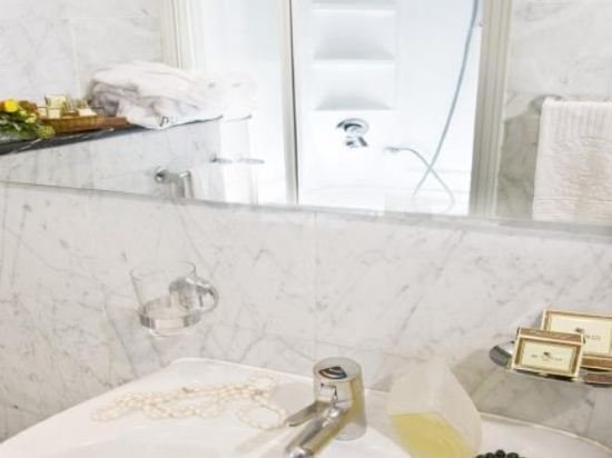 Фото Hotel Savoy