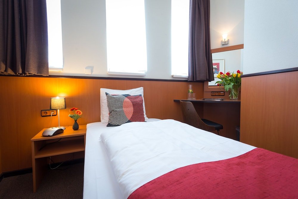 Фото Stadshotel Botterweck