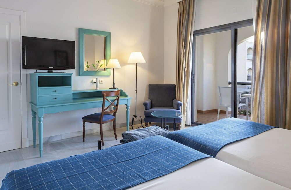 Фото Hotel Duque De Najera