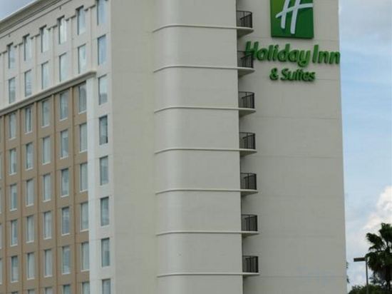 Фото Holiday Inn & Suites Across From Universal Orlando