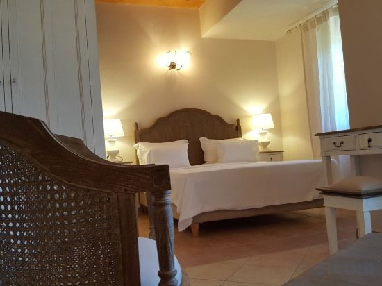 Фото Liotrivi Historical Mansion & Boutique Hotel