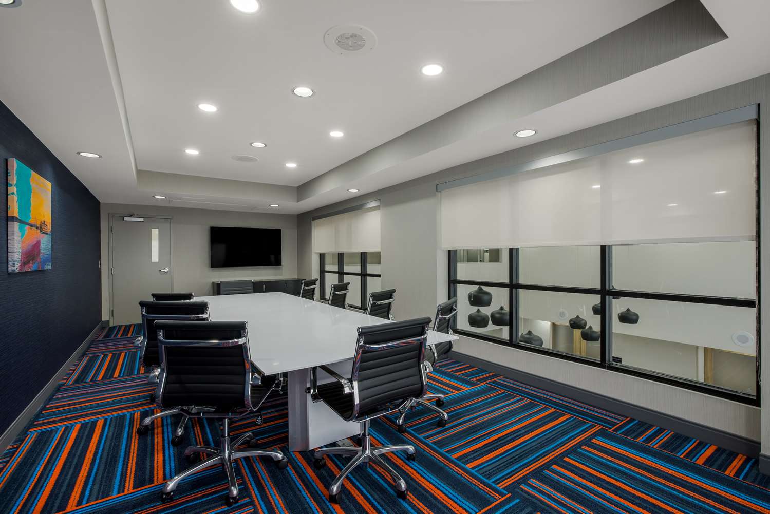 Фото Hampton Inn Linden