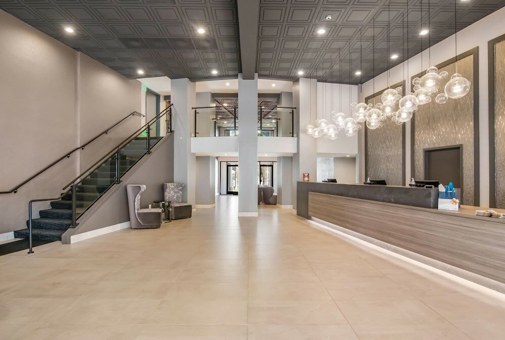 Фото Hourglass Hotel, Ascend Hotel Collection