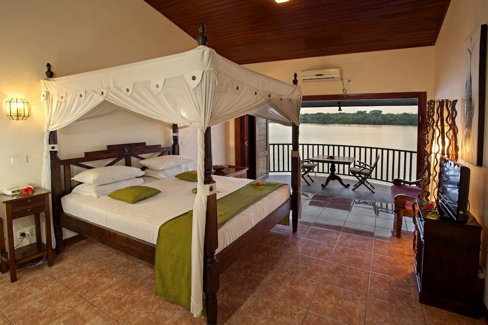 Фото Sunset Bungalows