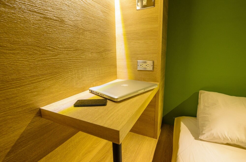 Фото Dongmen 3 Capsule Inn - Hostel