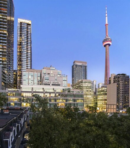 Внешний вид отеля SoHo Hotel Toronto в Торонто, фото 4